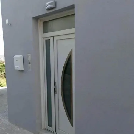 ελενειρ μεγάλο οροφοδιαμέρισμα στην Apartment Ermoupoli