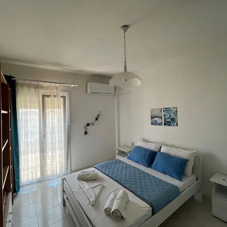 Apartment ελενειρ μεγάλο οροφοδιαμέρισμα στην *