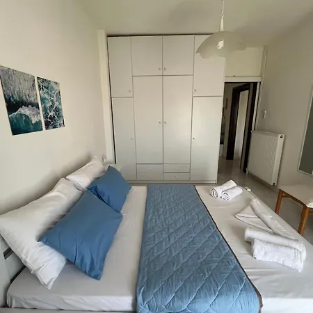 ελενειρ μεγάλο οροφοδιαμέρισμα στην Apartment Ermoupoli