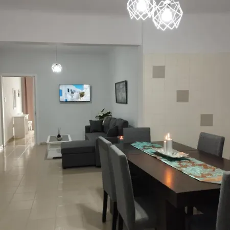 Apartamento ελενειρ μεγάλο οροφοδιαμέρισμα στην
