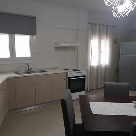 Apartment ελενειρ μεγάλο οροφοδιαμέρισμα στην